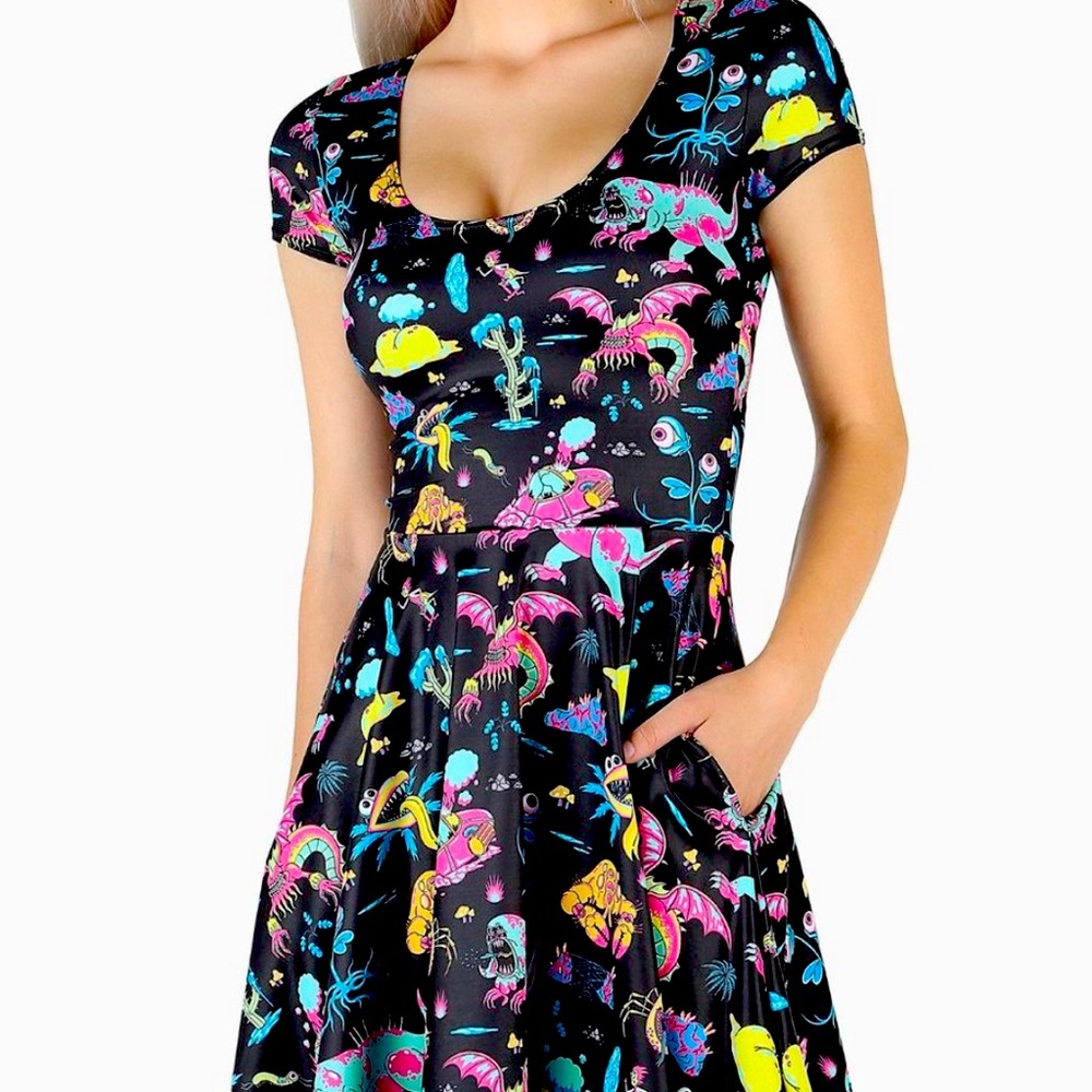 BNWOT Rick and Morty Cap Sleeve Dress XL